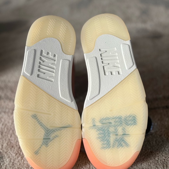 Air Jordan 5 x DJ Khaled
Crimson Bliss
Size 7.5 women US kid size 6 - Picture 7 of 8